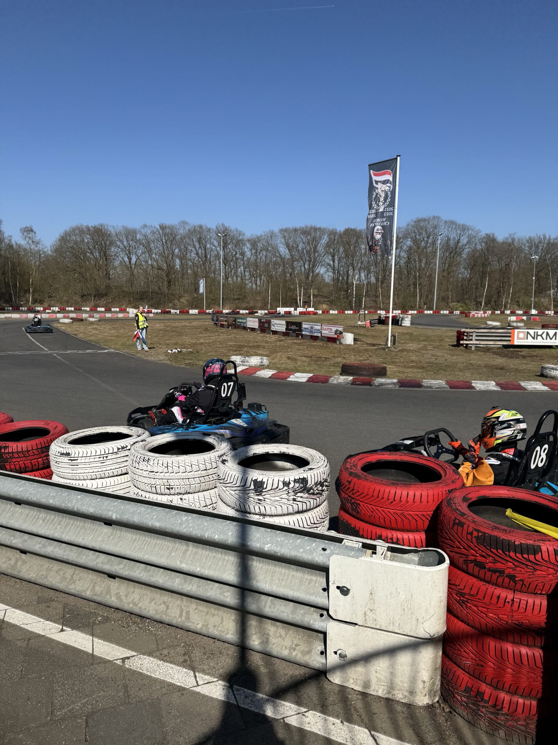 Super leuke baan en goeie karts!